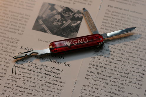 GNU rally knife (Victorinox)